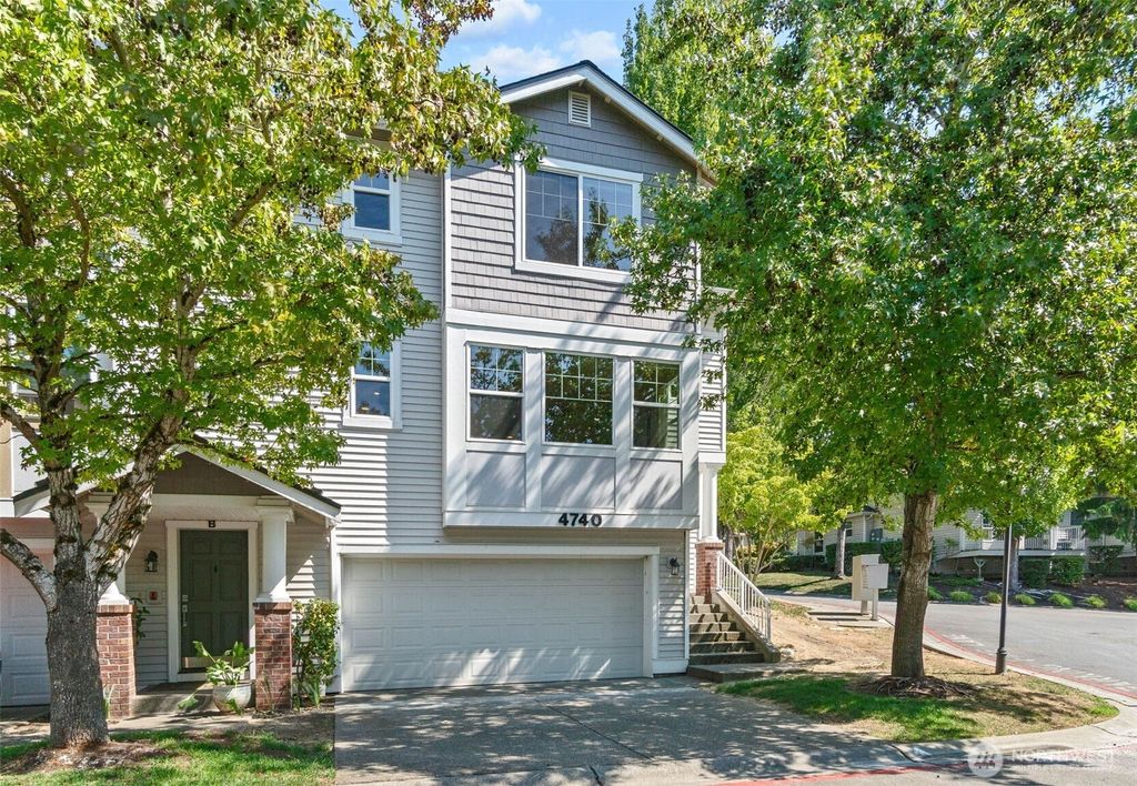 Photo of 4740 Lake Place S #C, Renton, WA 98055 (MLS # 2425396)