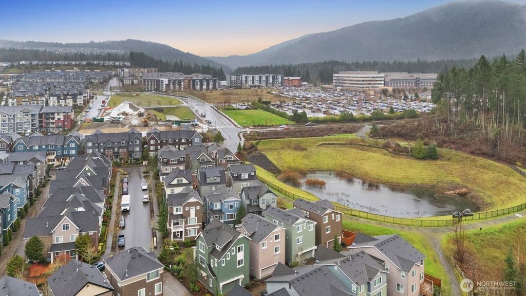 Photo of 297 NE Denny Way, Issaquah, WA 98029 (MLS # 2466088)