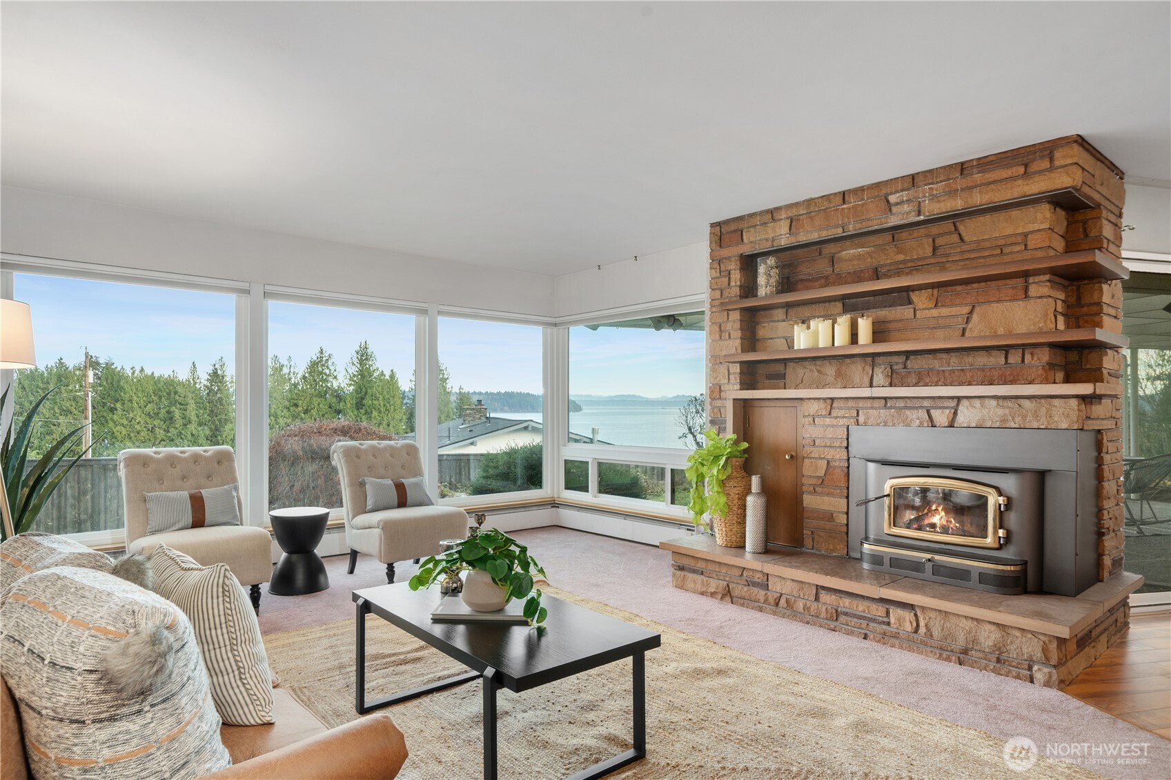 8154 E Seaview Drive