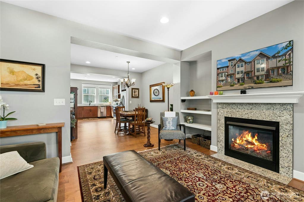 Photo of 1340 Brooklyn Walk WALK NE, Issaquah, WA 98029 (MLS # 2570152)