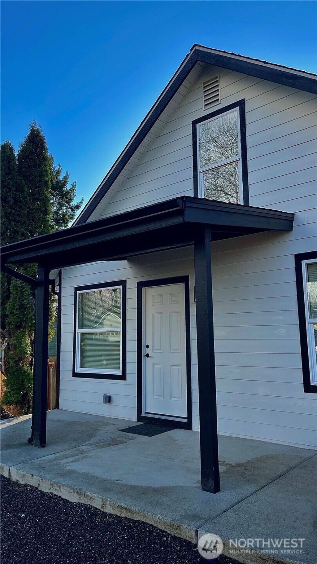 Photo of 8518 9th Ave E, Tacoma, WA 98445 (MLS # 2492232)