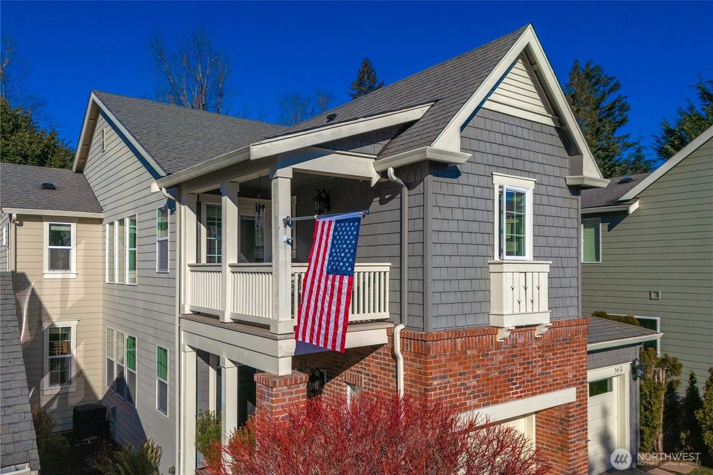 Photo of 5412 NE 6th Court, Renton, WA 98059 (MLS # 2318902)