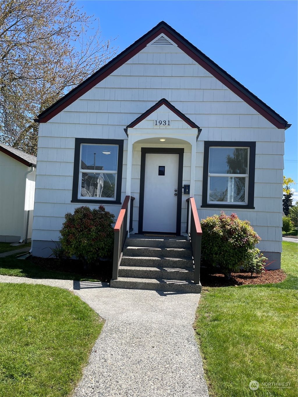 Photo of 1931 Wetmore Avenue, Everett, WA 98201 (MLS # 2235198)