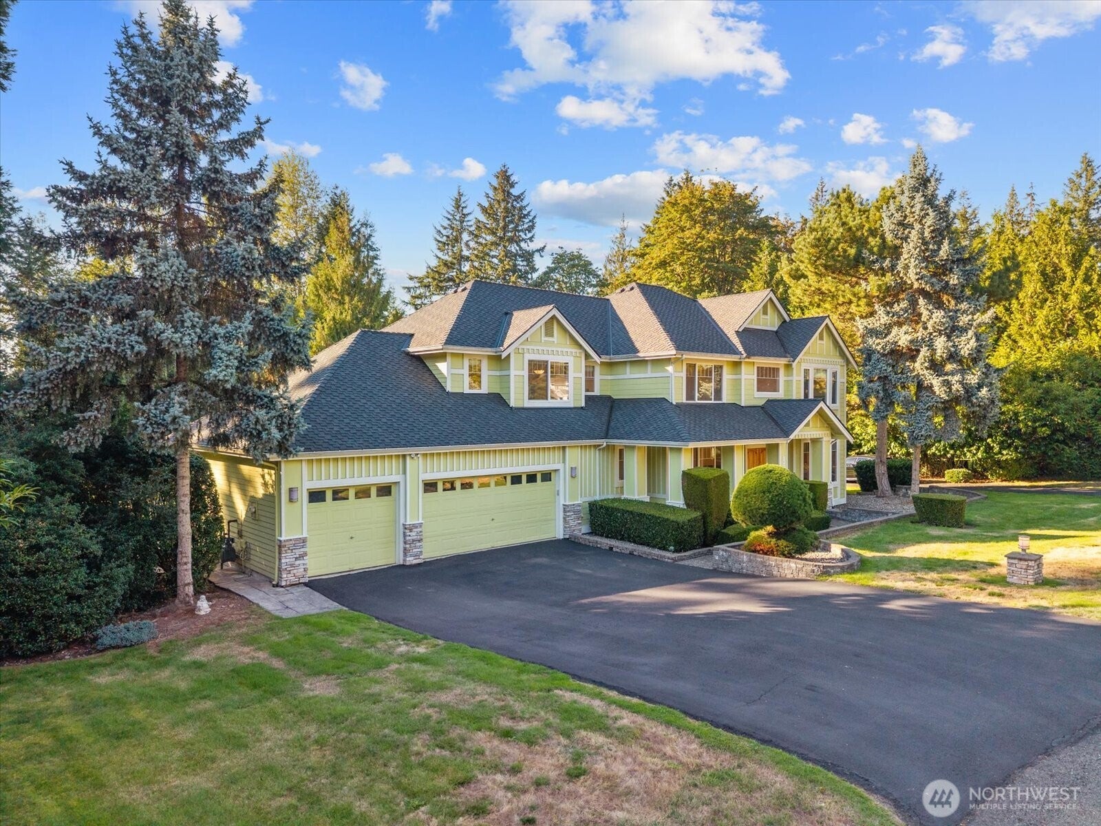 14239 229th Avenue NE
