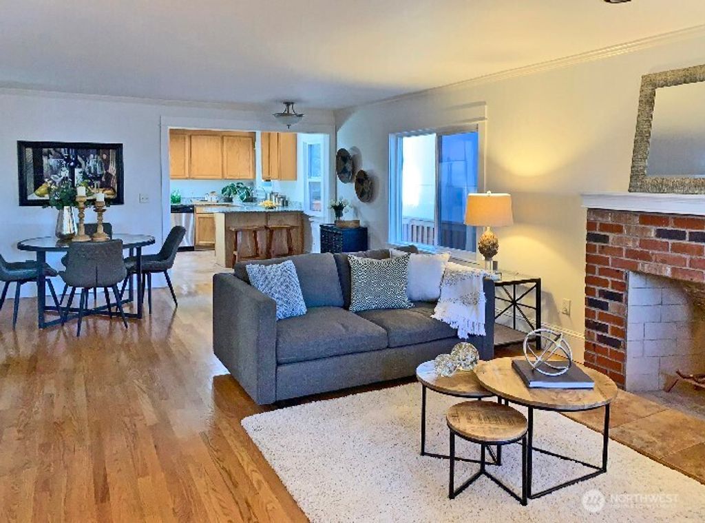 Photo of 3809 SW Admiral Way, Seattle, WA 98126 (MLS # 2341583)
