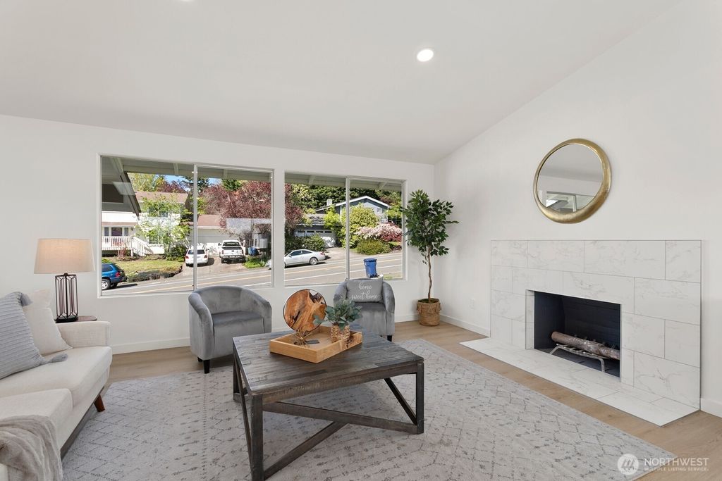 Photo of 13107 NE 134th Place, Kirkland, WA 98034 (MLS # 2363554)
