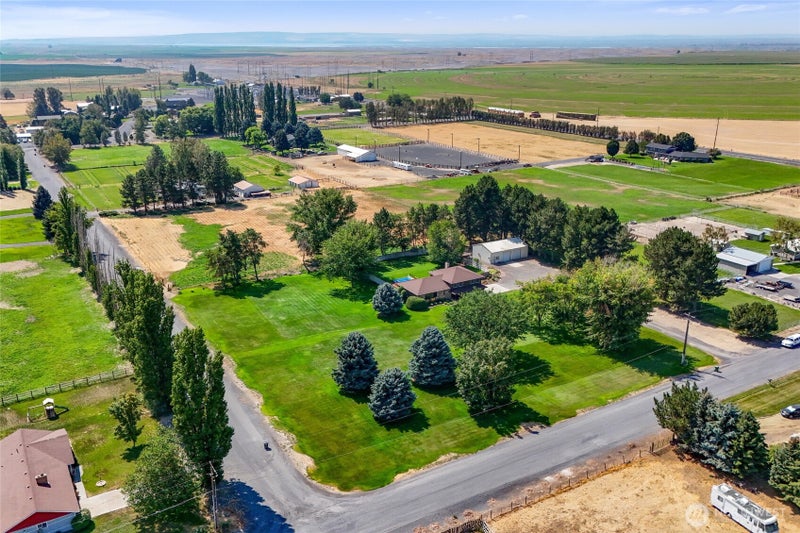 10755 SE Dune Lake Loop