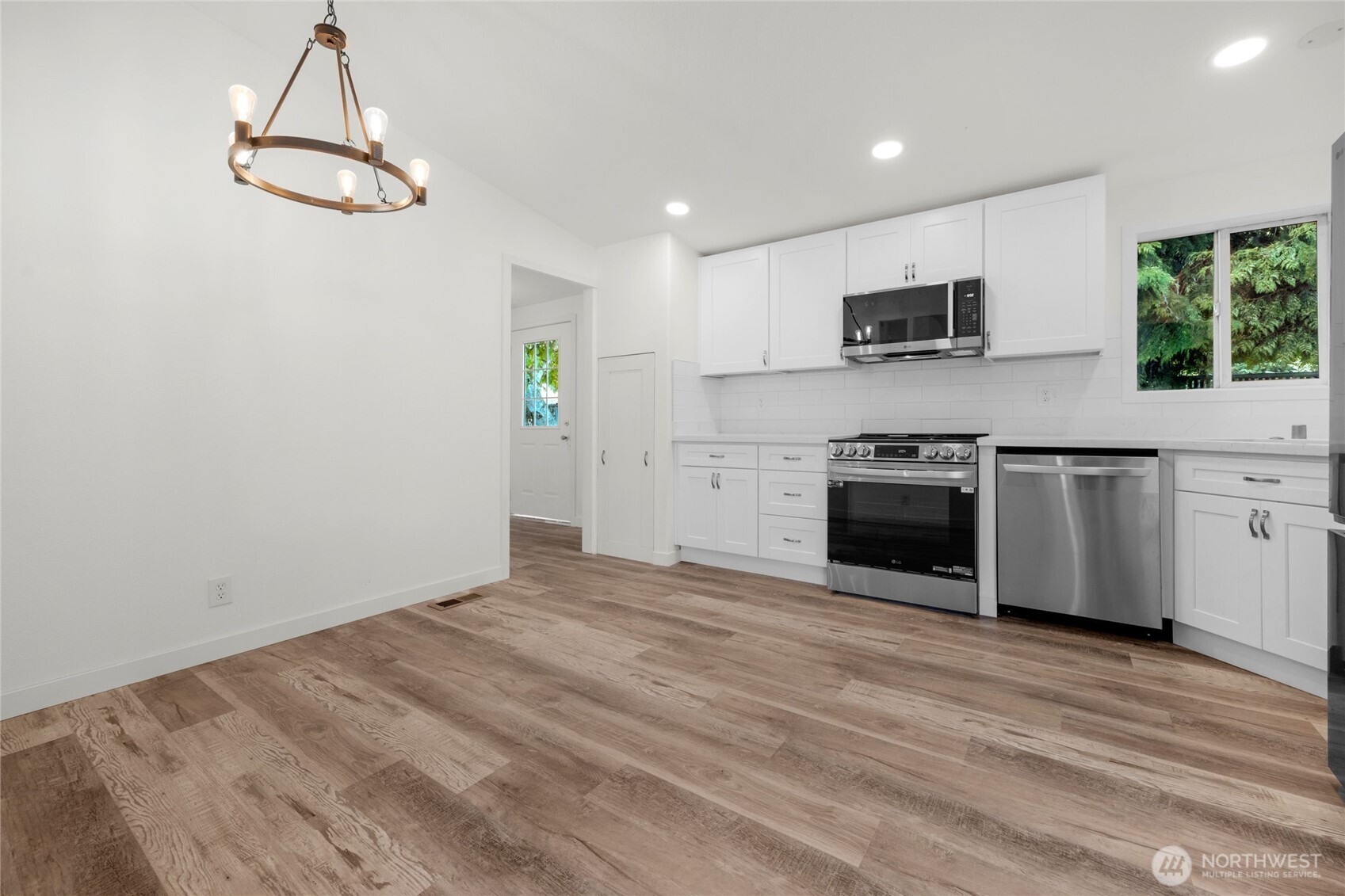 7301 NE 175th St Street 335