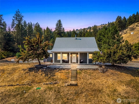 Photo of 119 Rusty Spur Lane, Cashmere, WA 98815 (MLS # 2563557)