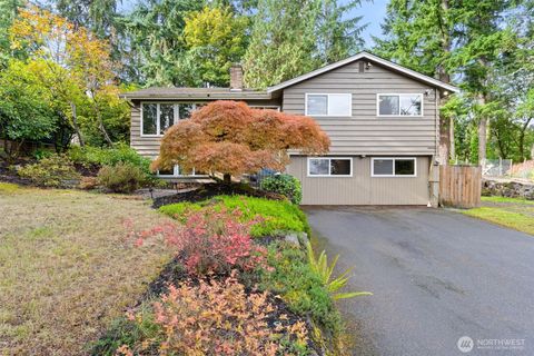 Photo of 17015 32nd Avenue NE, Lake Forest Park, WA 98155 (MLS # 2447758)