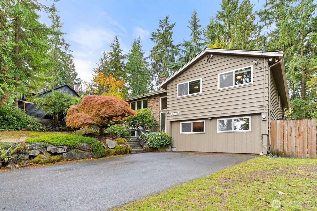 Photo of 17015 32nd Avenue NE, Lake Forest Park, WA 98155 (MLS # 2447758)