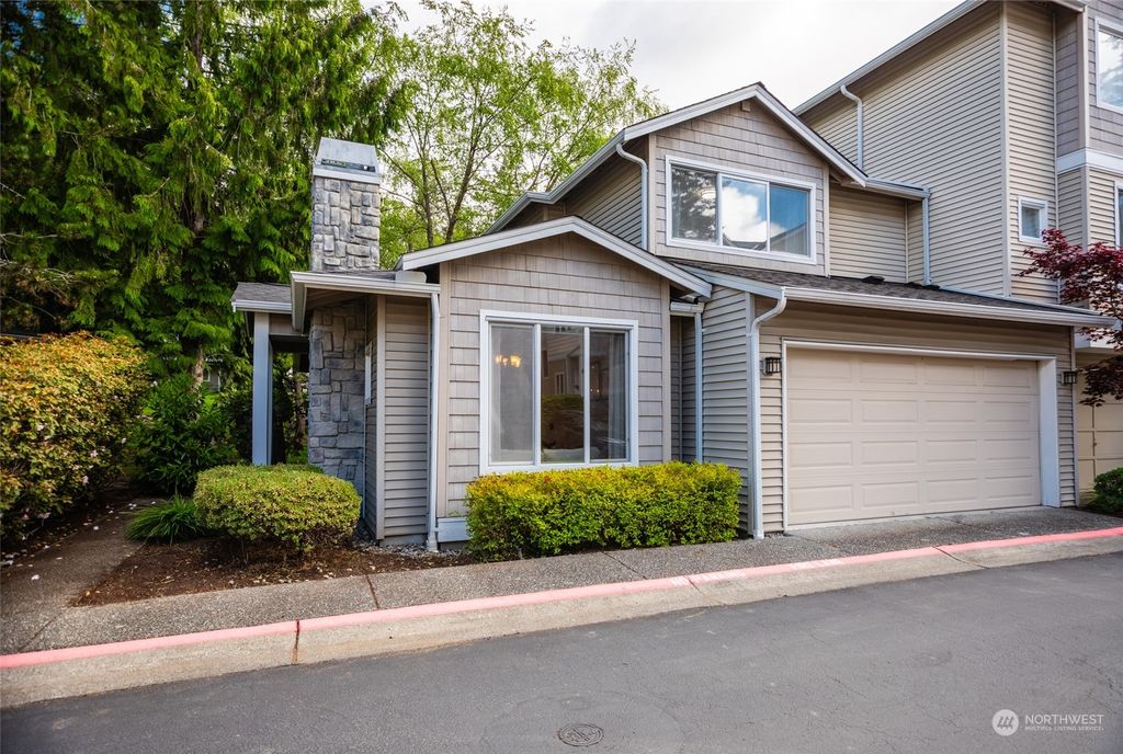 Photo of 13400 Dumas Road #J1, Mill Creek, WA 98012 (MLS # 2239530)