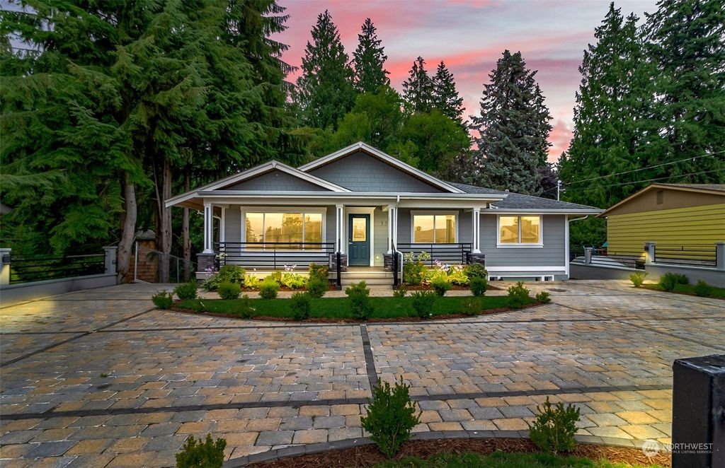 Photo of 5515 Beverly Lane, Everett, WA 98203 (MLS # 2272007)