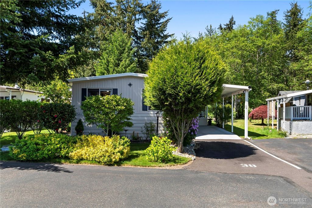 Photo of 11622 Silver Lake Rd Rd #38, Everett, WA 98208 (MLS # 2370809)