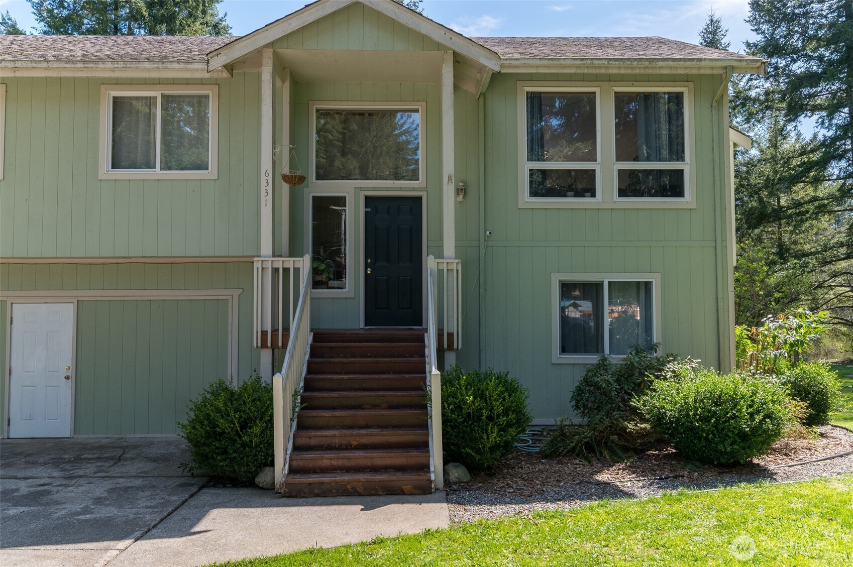 6331 Overland Trail