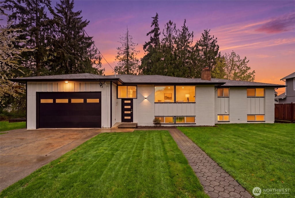 Photo of 24227 100th Avenue SE, Kent, WA 98030 (MLS # 2546629)