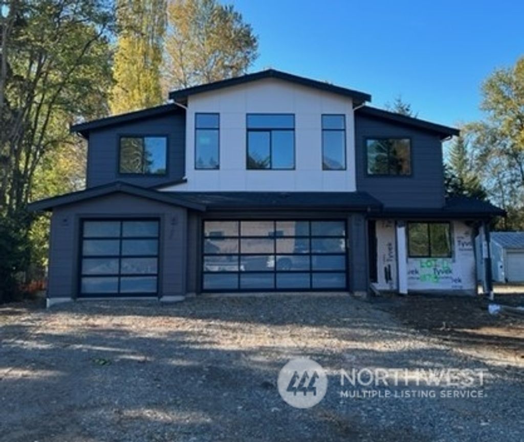 Photo of 18713 80th Avenue NE, Kenmore, WA 98028 (MLS # 2012721)
