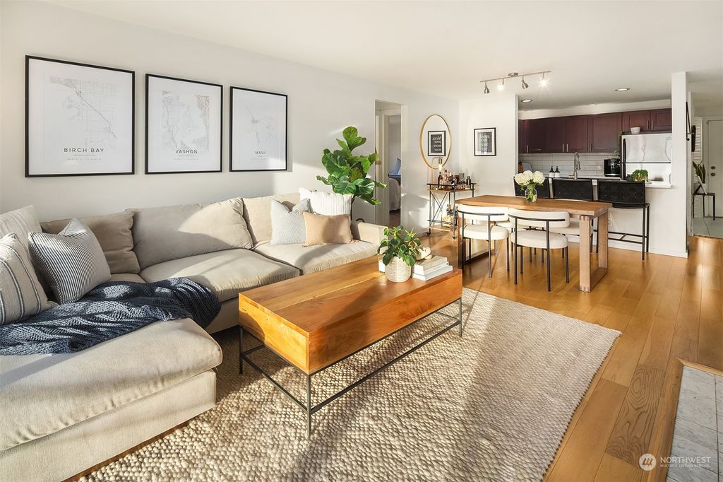 Photo of 2012 Eastlake Avenue E #101, Seattle, WA 98102 (MLS # 2168793)