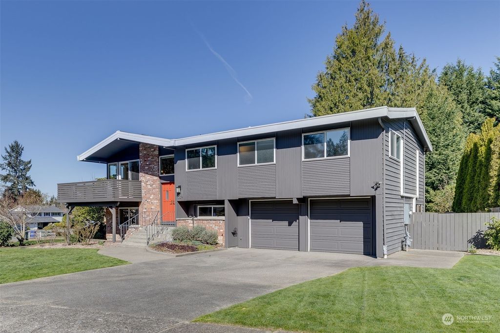 Photo of 1039 145th Place SE, Bellevue, WA 98007 (MLS # 2206658)