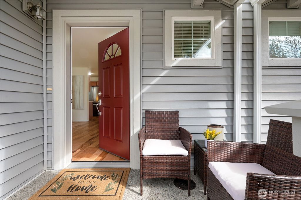 Photo of 24000 NE 112th Lane #122, Redmond, WA 98053 (MLS # 2355252)