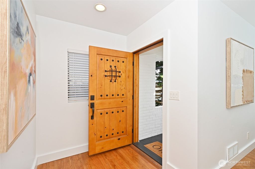 Photo of 2527 57th Avenue SW, Seattle, WA 98116 (MLS # 2348978)