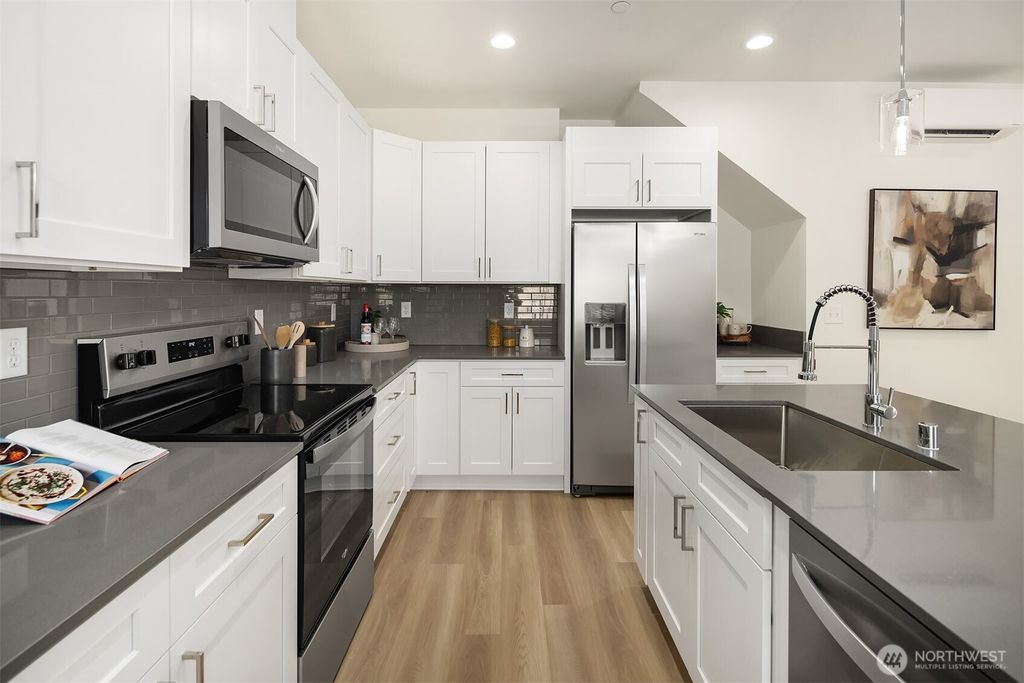 Photo of 5810 Lowell Larimer Rd #A3, Everett, WA 98208 (MLS # 2509115)