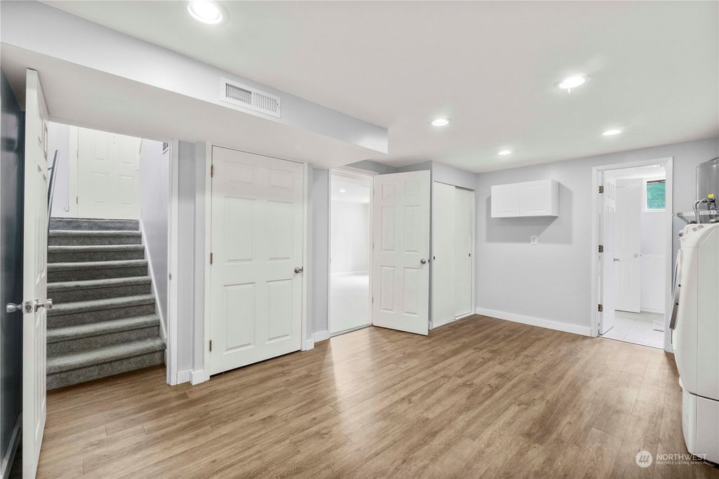 listing image 9362551734221932198