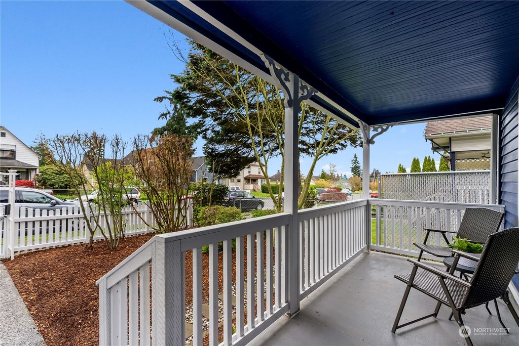 Photo of 2410 State Street, Everett, WA 98201 (MLS # 2221359)