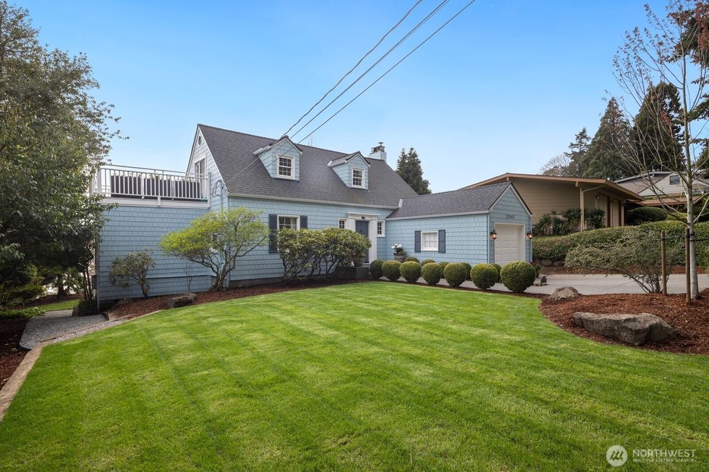 Photo of 12043 Standring Court SW, Burien, WA 98146 (MLS # 2356125)