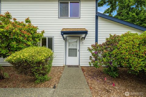 1820 SW 318th Place 26D Federal Way WA 98023