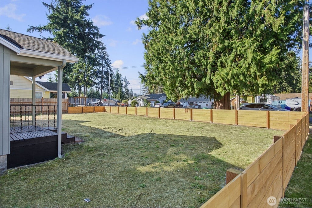 Photo of 7425 Mcdougall Avenue, Everett, WA 98203 (MLS # 2584893)