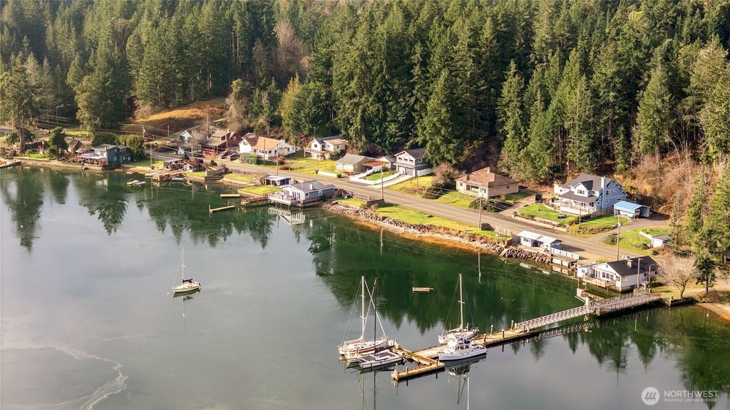 Photo of 4710 NE North Shore Road, Belfair, WA 98528 (MLS # 2472129)