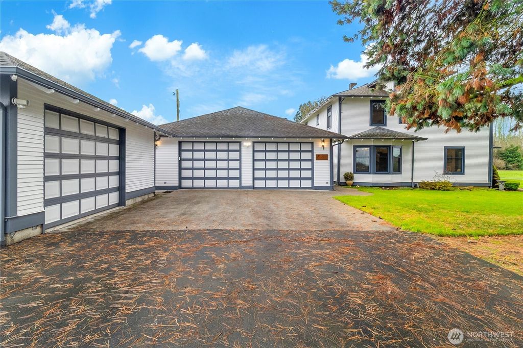 Photo of 4205 204th St NE St, Arlington, WA 98223 (MLS # 2462899)