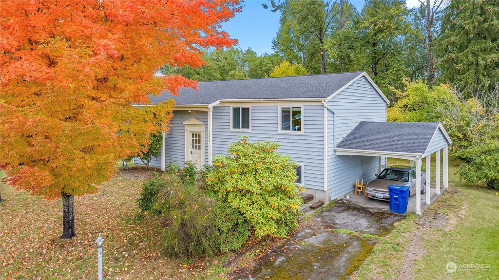 Photo of 14602 75th Avenue NE, Kenmore, WA 98028 (MLS # 2180889)