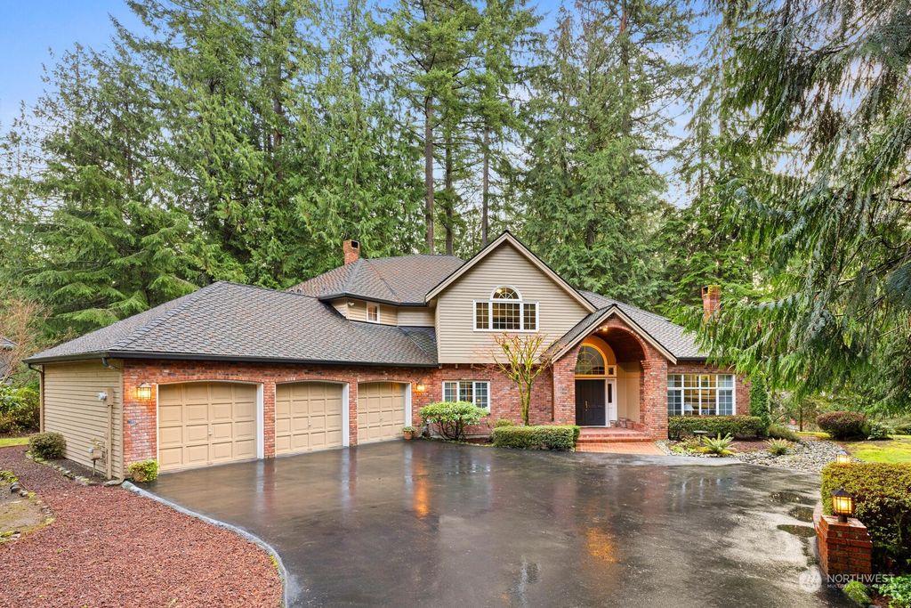 Photo of 14844 260th Avenue SE, Issaquah, WA 98027 (MLS # 2189701)