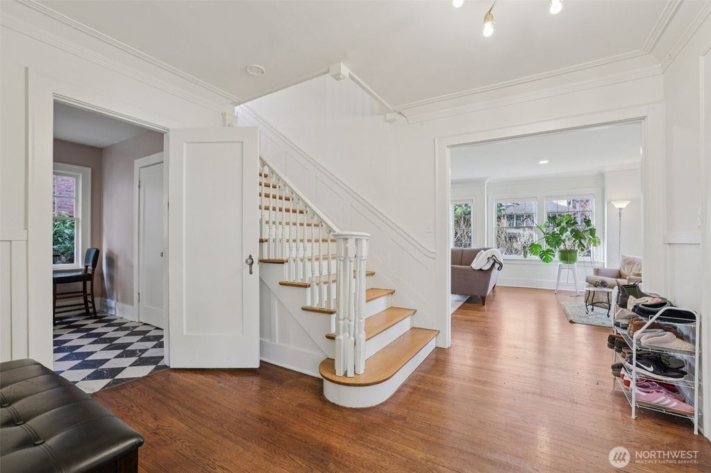 Photo of 5230 16th Avenue NE, Seattle, WA 98105 (MLS # 2497174)