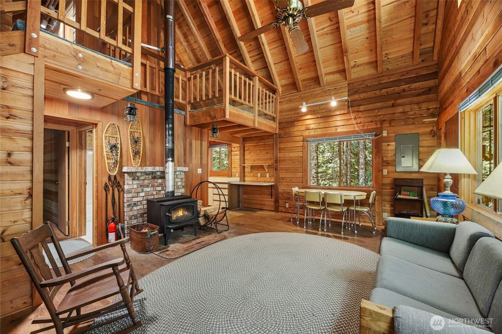 Photo of 81 Snow Cabin Place, Snoqualmie Pass, WA 98068 (MLS # 2396617)