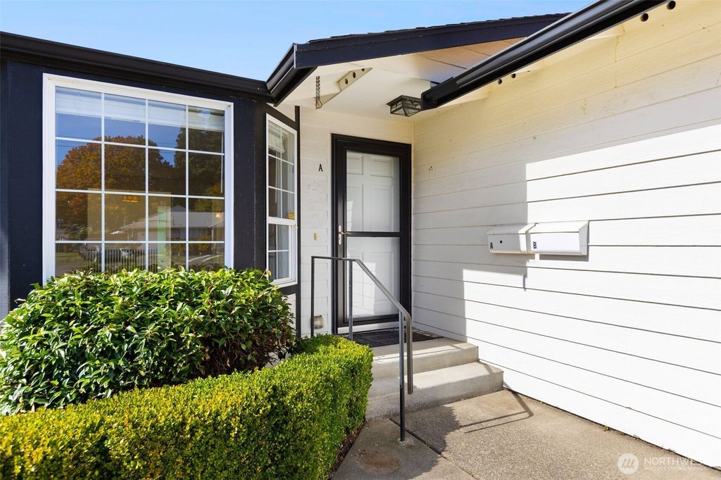Photo of 4202 N Pearl Street, Tacoma, WA 98407 (MLS # 2592204)