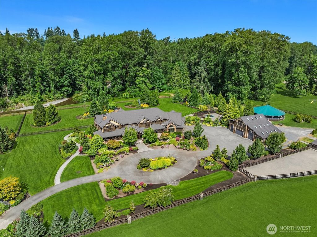 Photo of 112 147th Avenue SE, Snohomish, WA 98290 (MLS # 2407839)