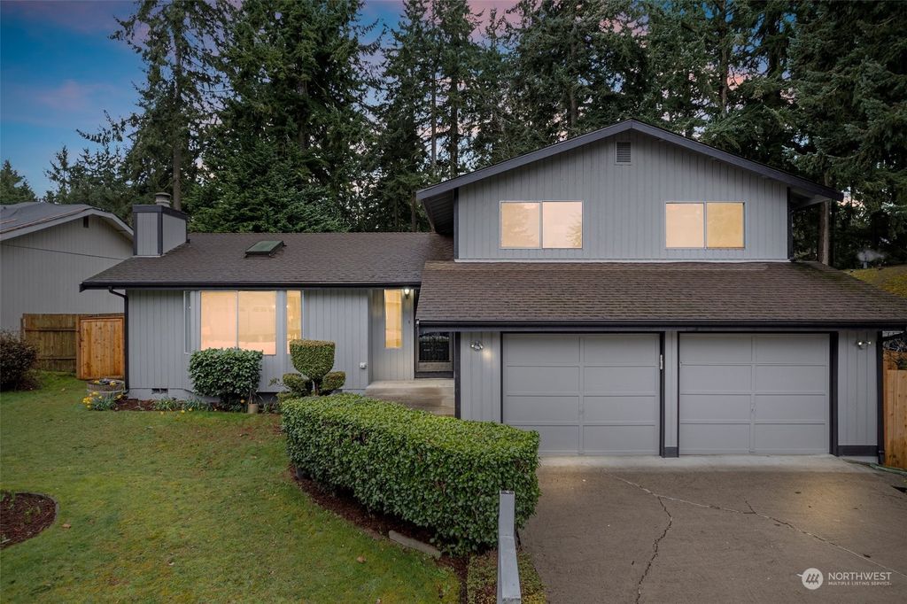 Photo of 3039 SW 339th Street, Federal Way, WA 98023 (MLS # 2195394)