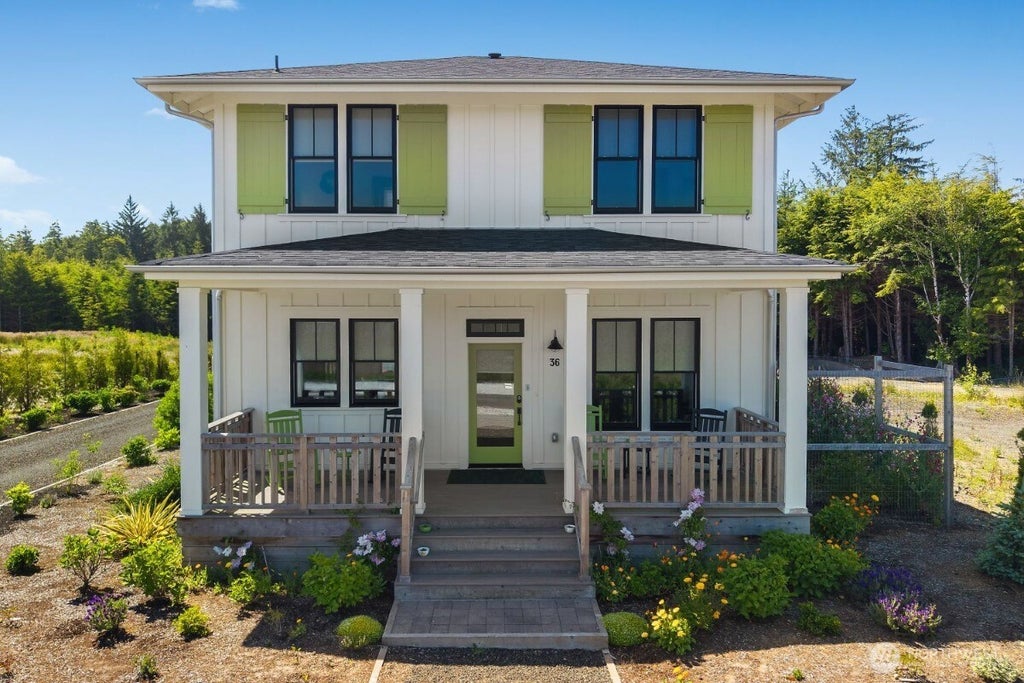 Photo of 36 Easthaven Street, Pacific Beach, WA 98571 (MLS # 2576117)