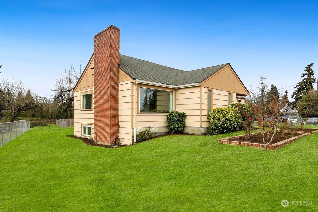 Photo of 12621 Military Road S, Burien, WA 98168 (MLS # 2051126)