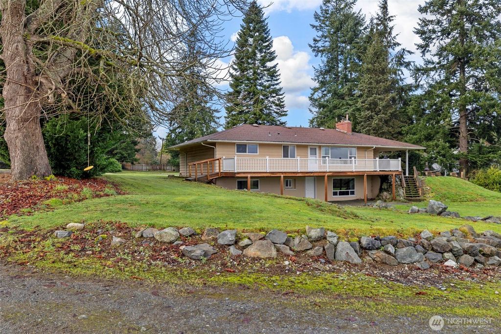 Photo of 24615 35th Avenue NE, Arlington, WA 98223 (MLS # 2466857)