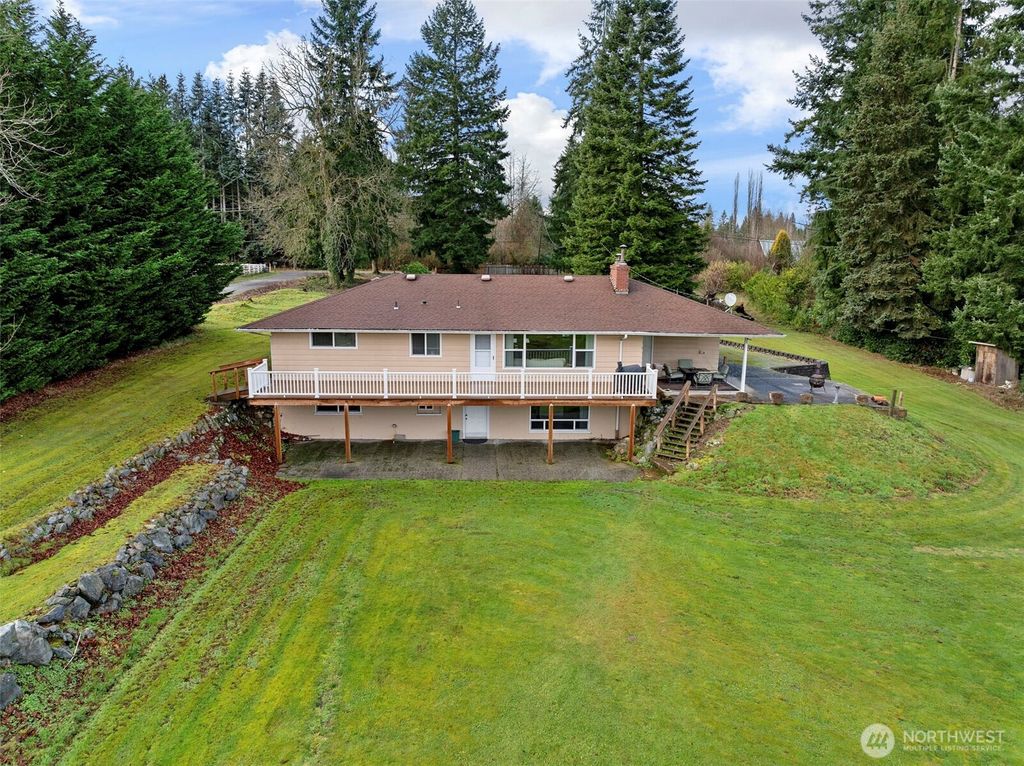 Photo of 24615 35th Avenue NE, Arlington, WA 98223 (MLS # 2466857)
