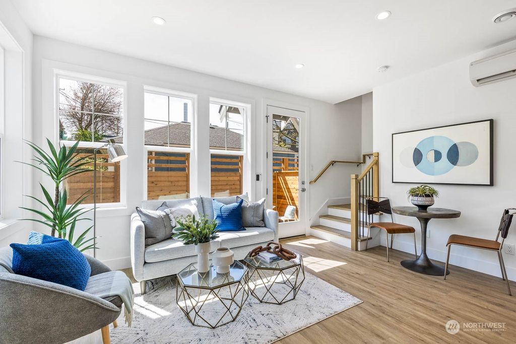 Photo of 1419 29th Avenue, Seattle, WA 98122 (MLS # 2061802)