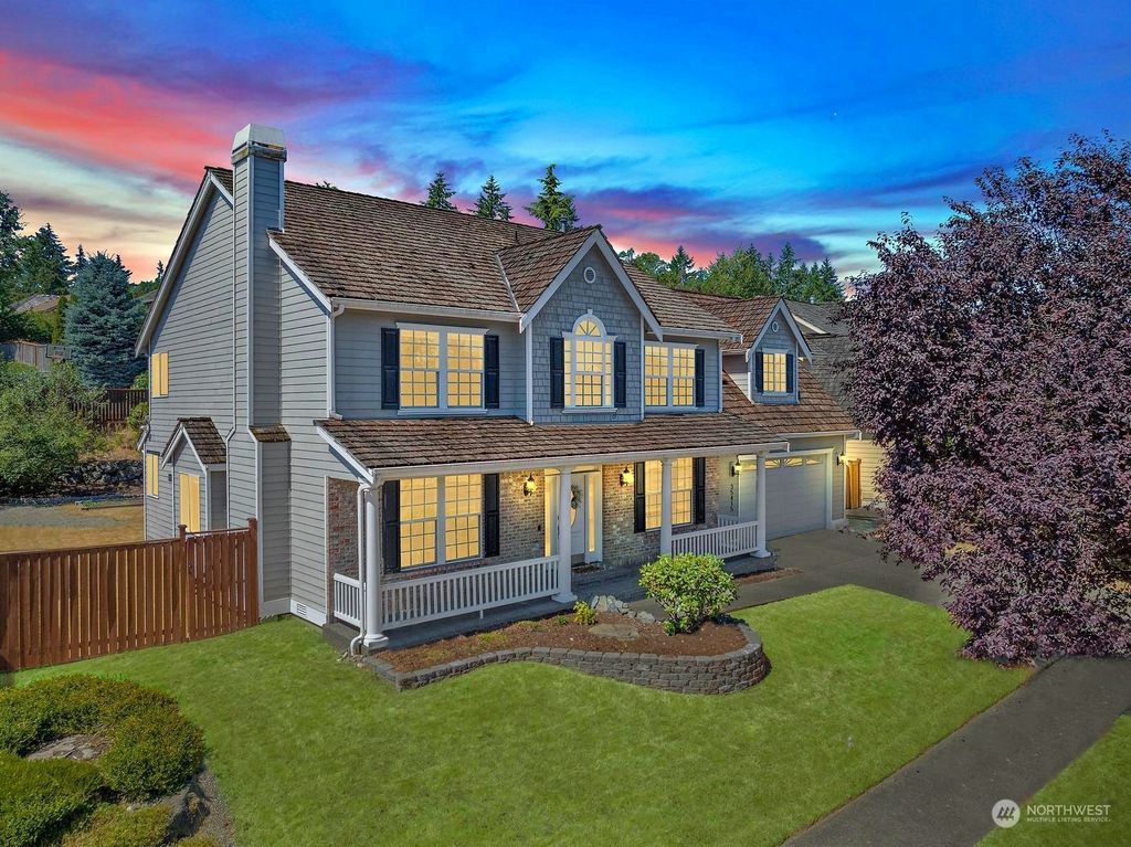 Photo of 35415 7th Avenue SW, Federal Way, WA 98023 (MLS # 2037636)