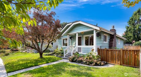 Photo of 2321 Williams Street, Bellingham, WA 98225 (MLS # 2429480)