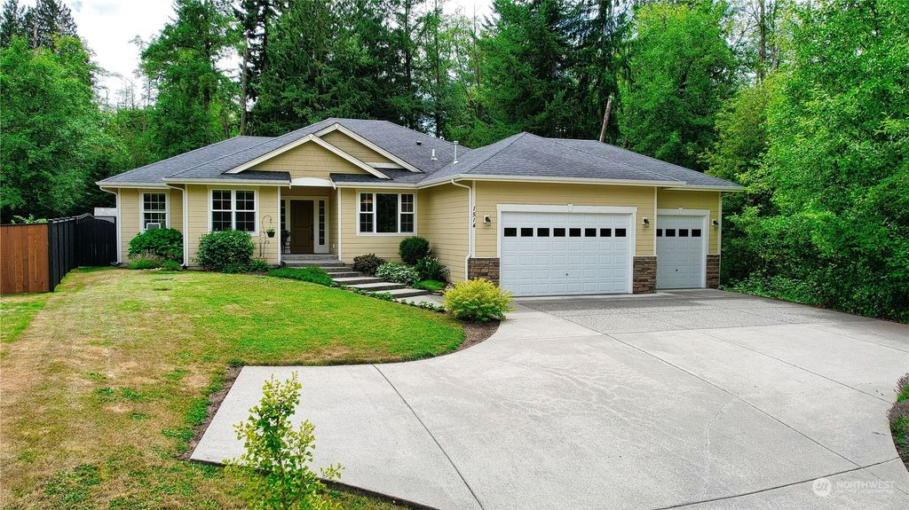 Photo of 1514 162nd Street NW, Marysville, WA 98271 (MLS # 2142509)