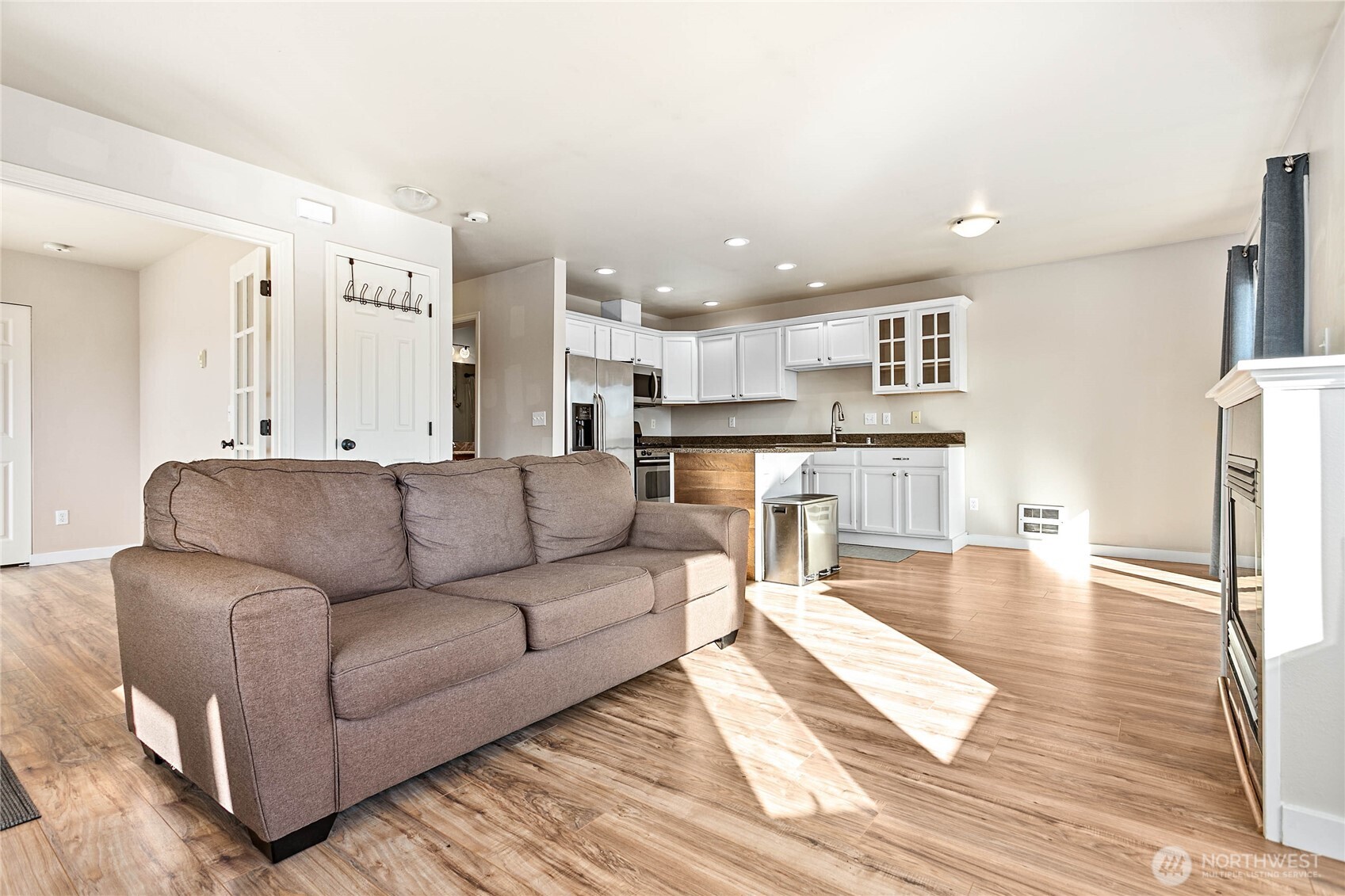 1388 Bayview Court 201