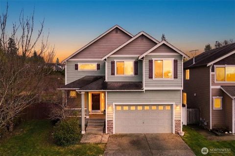 Photo of 3227 80th Avenue NE, Marysville, WA 98270 (MLS # 2497530)